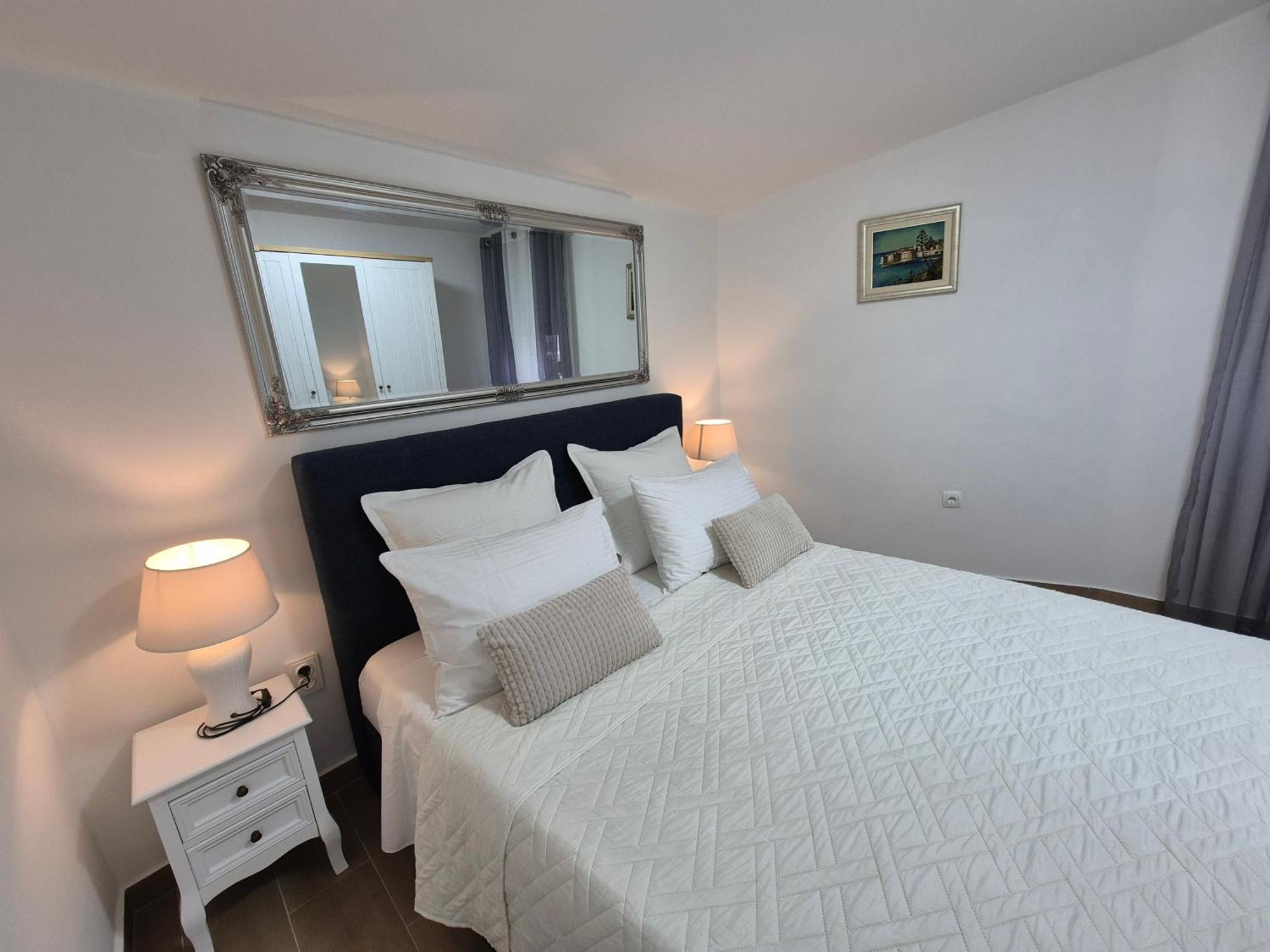 Apartments Duje Split Exterior photo
